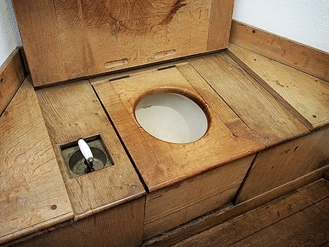 toaleta na chatě